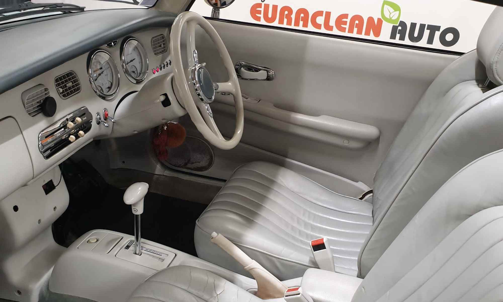 Nettoyage intérieur voiture Lille : prestation de lavage par Euraclean Auto